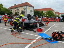 Pardubičtí hasiči jsou špičkou ve vyprošťování u dopravních nehod, na soutěži na Slovensku brali zlato