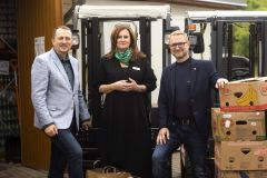Za deset let už rozdala lidem v Pardubickém kraji statisíce kilogramů jídla