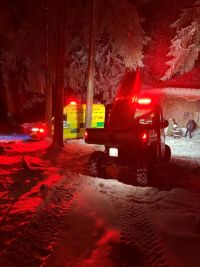 Muž spadl do tři metry hlubokého příkopu u pěchotního srubu, utrpěl zranění. Jeho záchrana byla obtížná