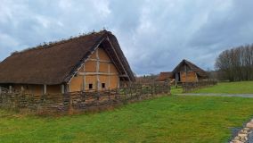 Unikátní keltský skanzen v Nasavrkách chystá letos několik novinek. Tento víkend zde návštěvníci přivítají jaro