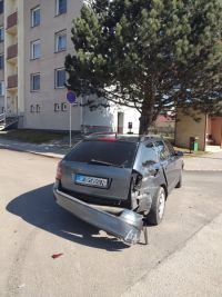 V Poličce přistával vrtulník, po nehodě auta a motocyklu transportoval do nemocnice zraněného