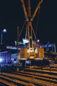 OBRAZEM: U Parama rozřezali most, pokračuje velká modernizace železničního uzlu Pardubice