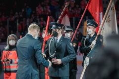 Složky IZS se sjely na zimní stadion v Pardubicích v den hokejového mače