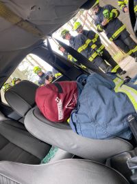 Podívejte se, jak trénují hasiči zasahující u autonehod