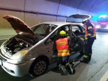 Obrazem: Pět nehod během pátečního rána zaměstnalo hasiče