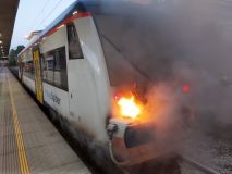 Na nádraží v Chocni zastavil ohnivý vlak, cestovalo v něm dvanáct lidí