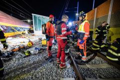 V centru Pardubic došlo k vážné nehodě dvou vlaků