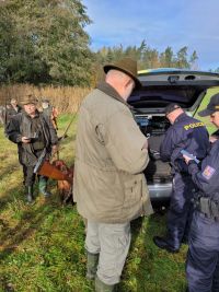 Foto: Policisté se zaměřili na myslivce