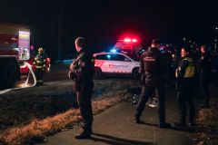 V přístřešku obývaném bezdomovci mezi stromy explodovaly propan butanové lahve