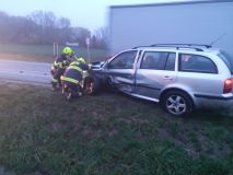 Od včerejšího večera do dnešního rána na silnicích jedna nehoda střídala další