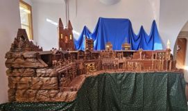 Nenechte si ujít chrudimský betlém, pohyblivý příběh města i Vánoc na Staré radnici