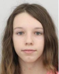 Od sousedů: Patnáctiletá dívka odešla v noci z domu v Hradci Králové a od té doby je nezvěstná