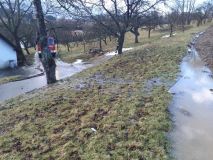 Tající sníh, déšť a vítr potrápil hasiče po celém kraji