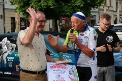 Lidé vyrazili z Pardubic na cyklotour pro děti po onkologické léčbě