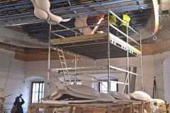 V reprezentativním sále pardubického zámku se rýsuje unikátní vlnitý strop