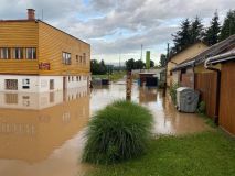 Obrazem: Z plovárny ve Vysokém Mýtě se po řádění živlů stalo rozbahněné jezero