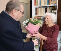 Stovku by Emilii Hanzlové z Ústí nad Orlicí nikdo nehádal. Tento týden jí k narozeninám popřál starosta