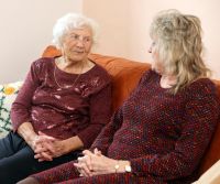 Stovku by Emilii Hanzlové z Ústí nad Orlicí nikdo nehádal. Tento týden jí k narozeninám popřál starosta