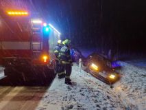 Obrazem: Hasiči kvůli počasí opět v plné pohotovosti, nejvíce zasahovali na Chrudimsku