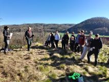 Gymnazisté pomohli s obnovou lokality Pahorek u nádraží