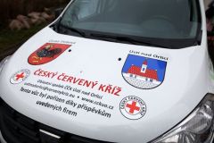 Obrazem: Orlickoústecká služba pro seniory, osoby zdravotně oslabené a rodiče s dětmi získala nové auto