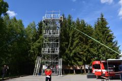 Foto: Hasiči prověřili svoji zdatnost na soutěži v náročných disciplínách TFA na Ohnivé rozhledně na Andrlově Chlumu