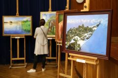 43 umělců představuje svá díla na Výstavě výtvarného umění v Ústí nad Orlicí, některá si můžete i pořídit