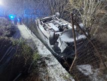 Obrazem: Počasí přispělo ke zvýšené nehodovosti