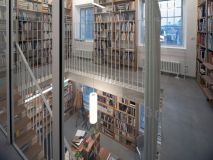 Novou knihovnu, kde naleznete knížky plné umění, otevírá Gočárova galerie
