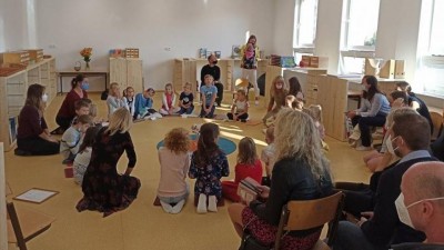 Na žáky Montessori školy na Dubině čekala čerstvě zrekonstruovaná budova