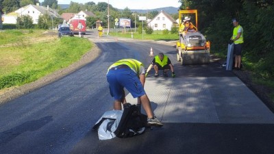 Opravená silnice mezi Moravskou Třebovou a Kunčinou má mít díky novým technologiím delší životnost