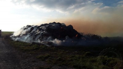 V Březové nad Svitavou hořel stoh