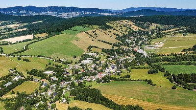 Nádrž na naftu po bývalém zemědělském družstvu způsobuje v Čenkovicích problémy