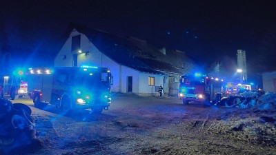 V Trpíně hořel kravín, více než stovka krav se ocitla v ohrožení
