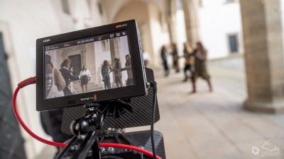 V Gočárově galerii se promítala předpremiéra filmu o d'Artagnanovi