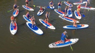 Co s volnými dny v týdnu v Pardubicích, šup na paddleboard