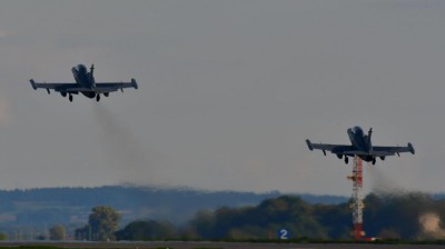 Od dnešního večera budou piloti letounů L-159 ALCA trénovat noční lety v okolí Čáslavi