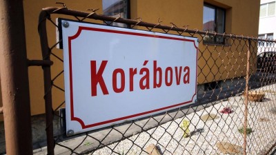 V Korábově ulici v Ústí nad Orlicí budou od listopadu probíhat stavební práce, které přinesou i uzavírky, až do dubna příštího roku
