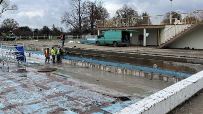 Areál koupaliště Cihelna už se chystá na rekonstrukci