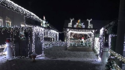 foto zdroj Osvětlen&yacute; dům Libě&scaron;any