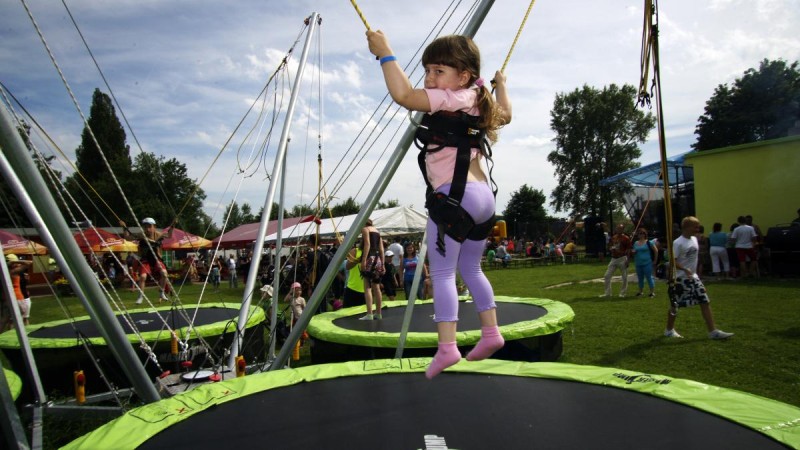 Lanové centrum Pardubice Bungee trampolíny