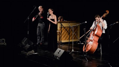 V Lázních Bohdaneč se rozehraje chanson, jazz a pop v podání Tria Coucou