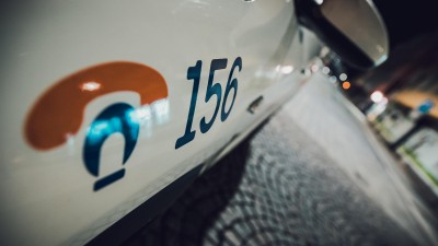 Žena se na z&aacute;chytce rozb&iacute;hala hlavou proti zdi. Museli j&iacute; přijet zpacifikovat str&aacute;žn&iacute;ci