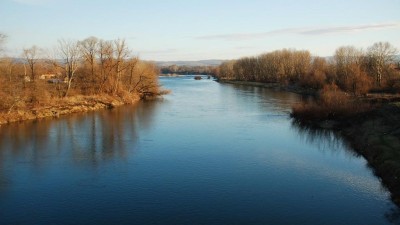Kdo se bude v obcích Pardubického kraje starat o břehy řek a vodních toků? Pomohou i sportovní spolky