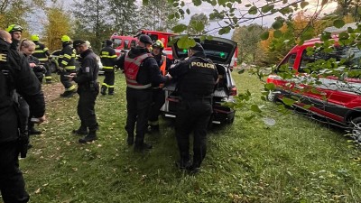 Z odpolední procházky po lese byla několikahodinová pátrací akce 