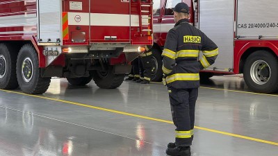 V poledne se nebojte. Hasiči obnovují pravidelné zkoušky sirén