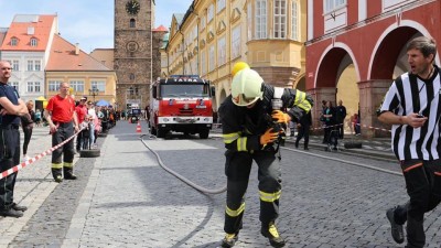 Obrazem: Svátek oslavili hasiči závody