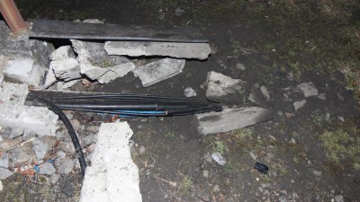 VIDEO: Pachatel udělal chybu, když ničil kabely na železniční trati