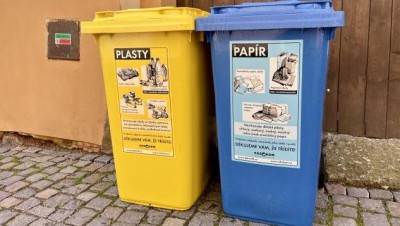 Obyvatelé rodinných domů a menších bytových domů v Moravské Třebové mohou požádat o nádoby na třídění plastu a papíru