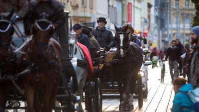 Kočárová jízda centrem města bude tradiční pozvánkou na dostihový víkend i městské slavnosti